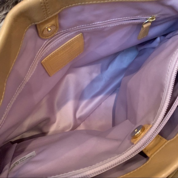 Leather Coach Purse and Matching Leather Wallet - Picture 12 of 16